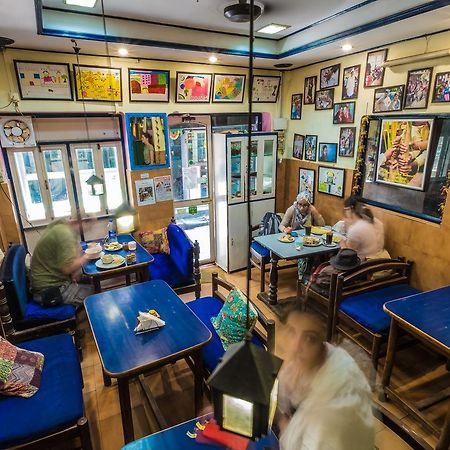 Brown Bread Bakery Guest House Варанаси Экстерьер фото